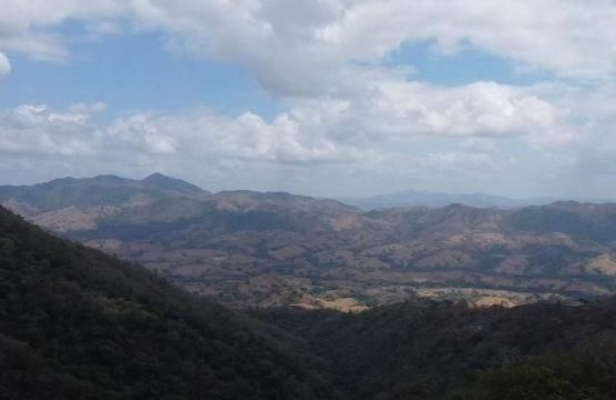 Venta de finca en Cambutal, 272 hectáreas